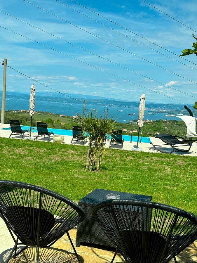 Apartmaji Meli Pu Izola Bagian luar foto