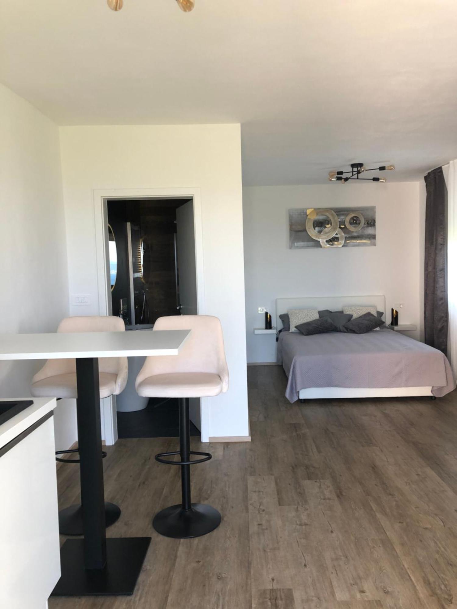 Apartmaji Meli Pu Izola Bagian luar foto