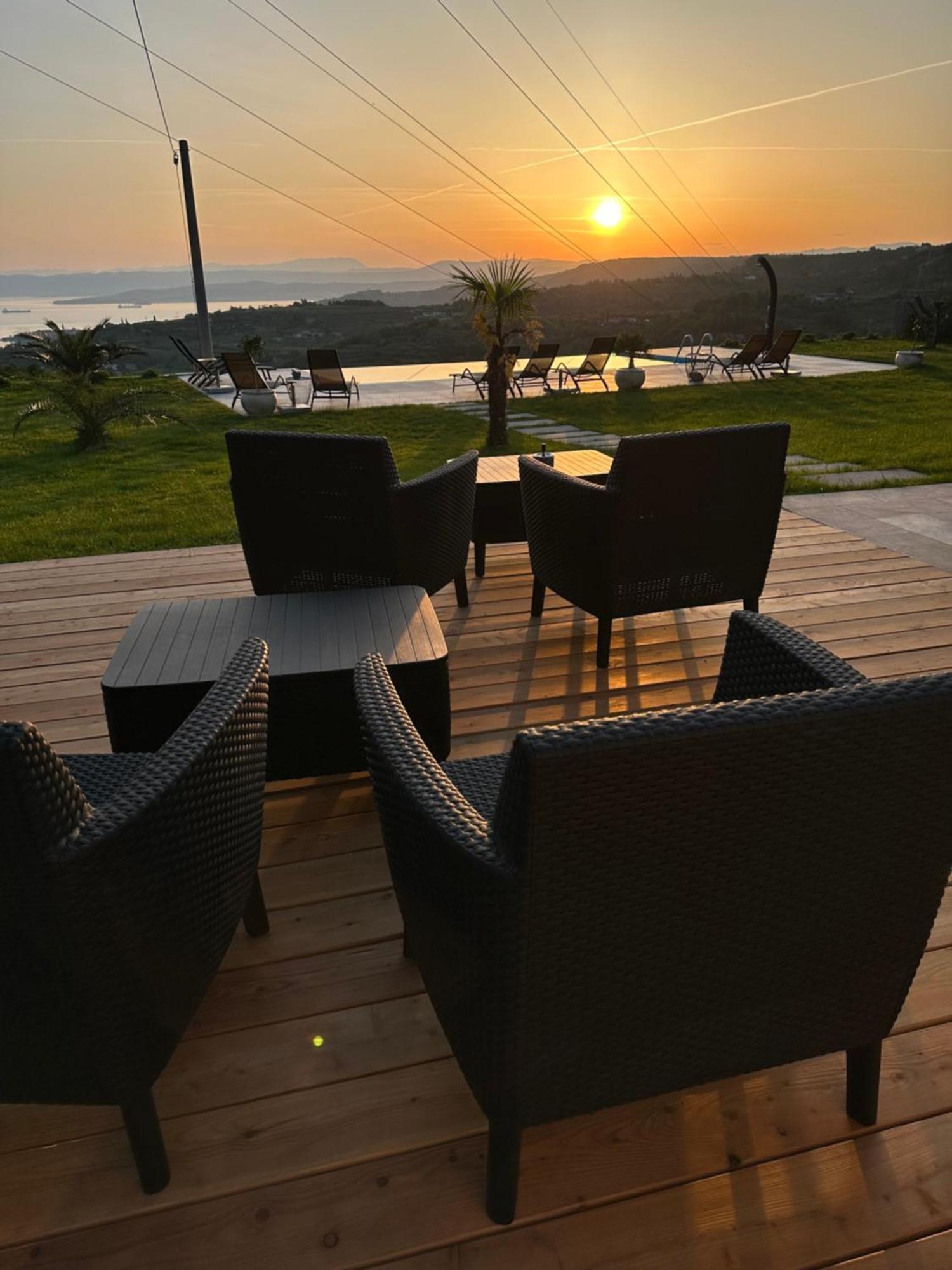 Apartmaji Meli Pu Izola Bagian luar foto