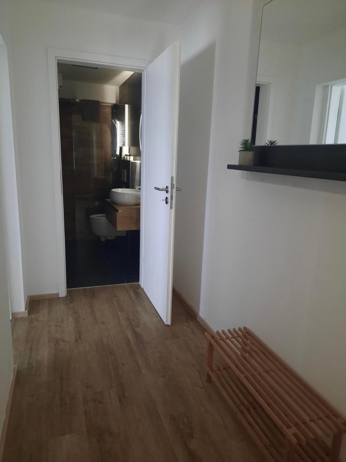 Apartmaji Meli Pu Izola Bagian luar foto